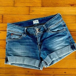 Beautiful Hudson Croxley Mid Thigh Shorts